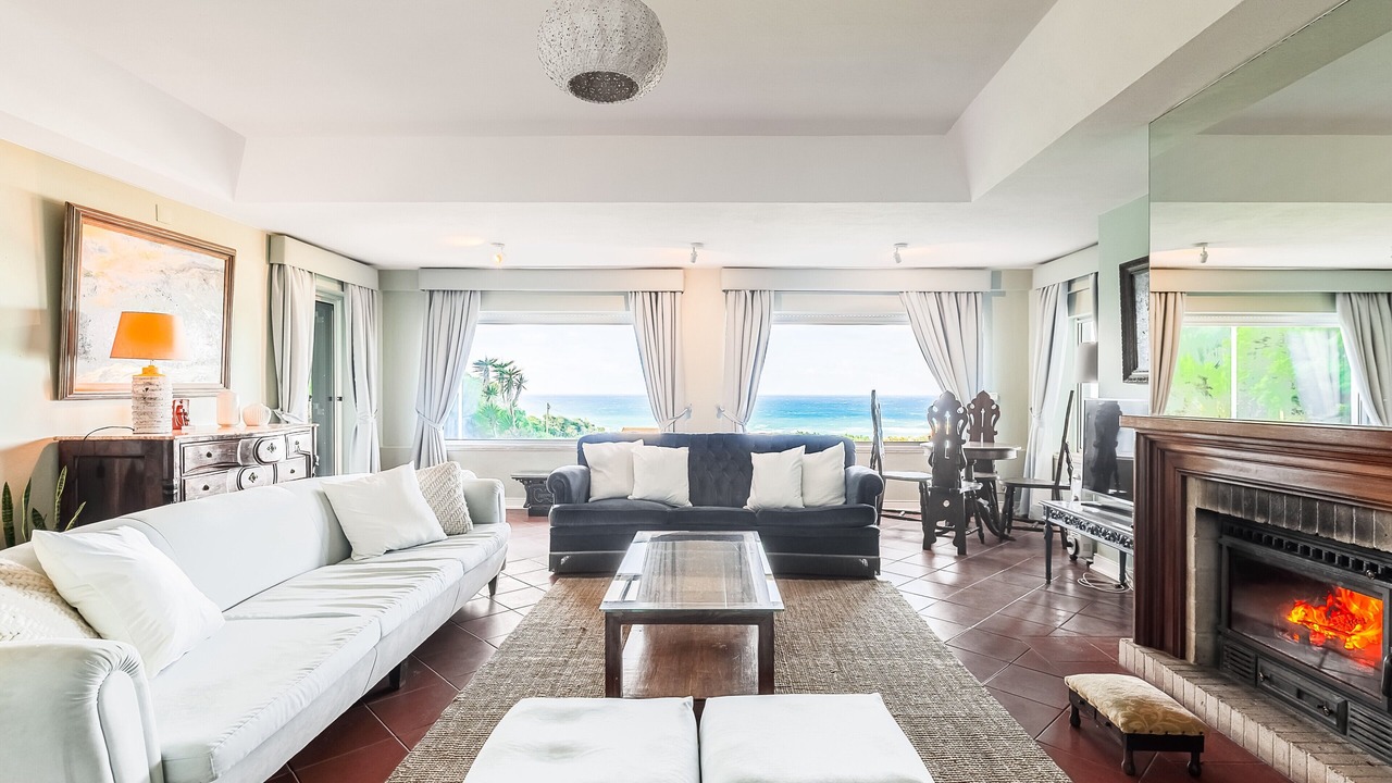 Photo of Livingroom in Colares