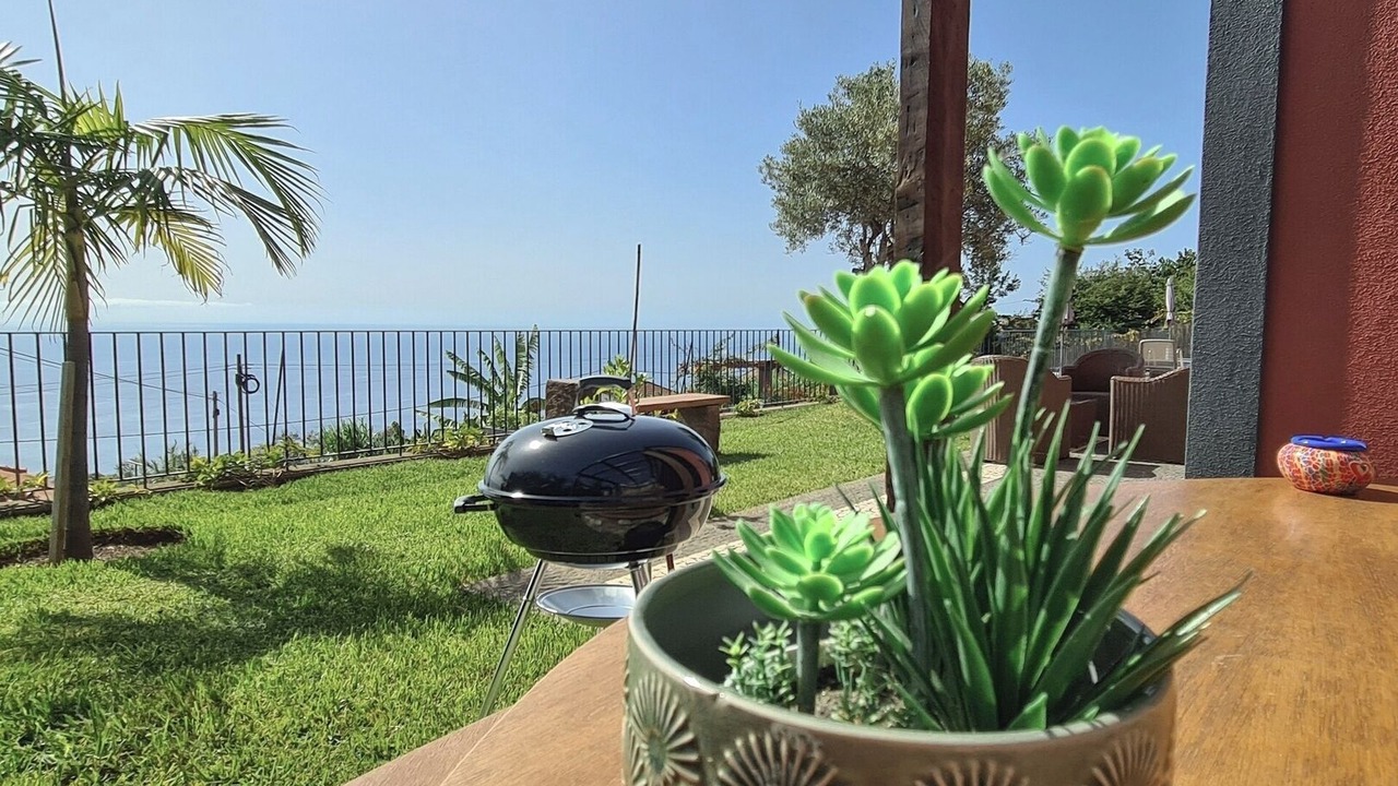 Photo of Patio Balcony in Canhas
