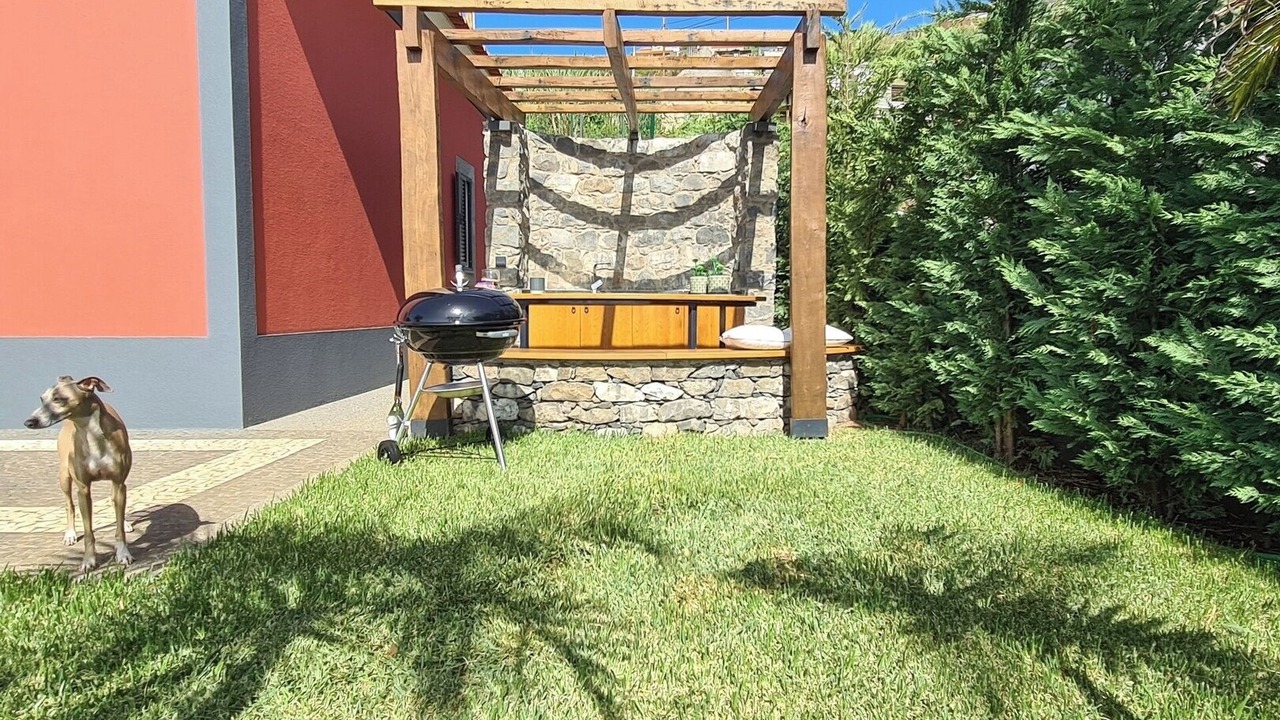 Photo of Outdoor in Canhas
