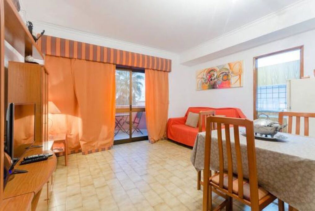 Photo of Livingroom in Costa de Caparica