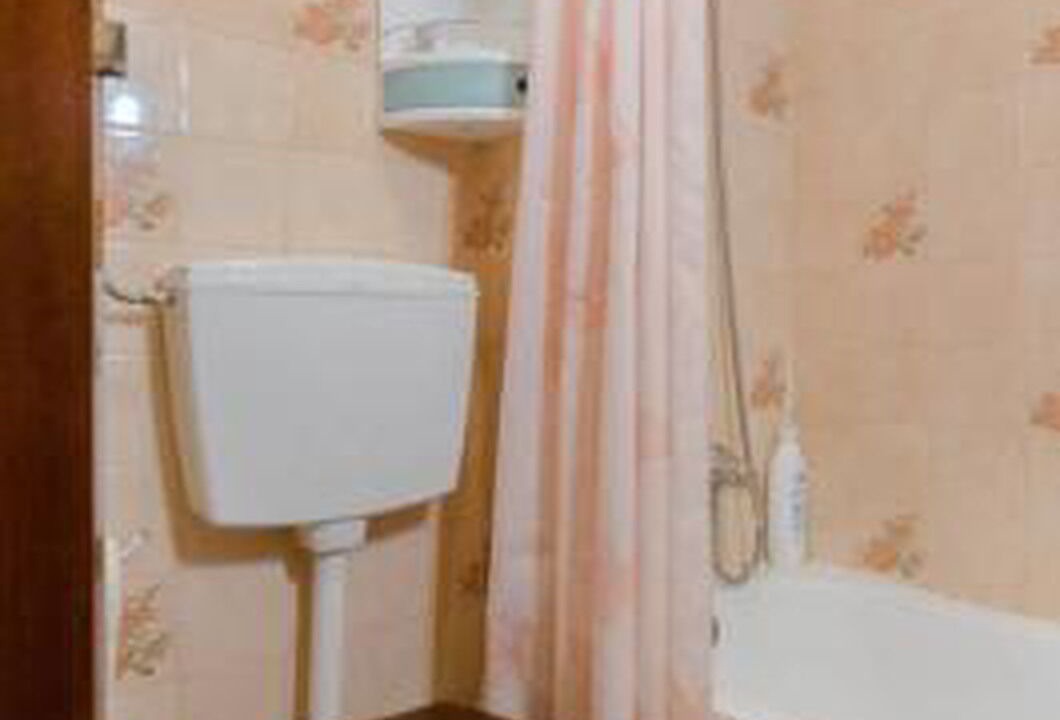 Photo of Bathroom in Costa de Caparica