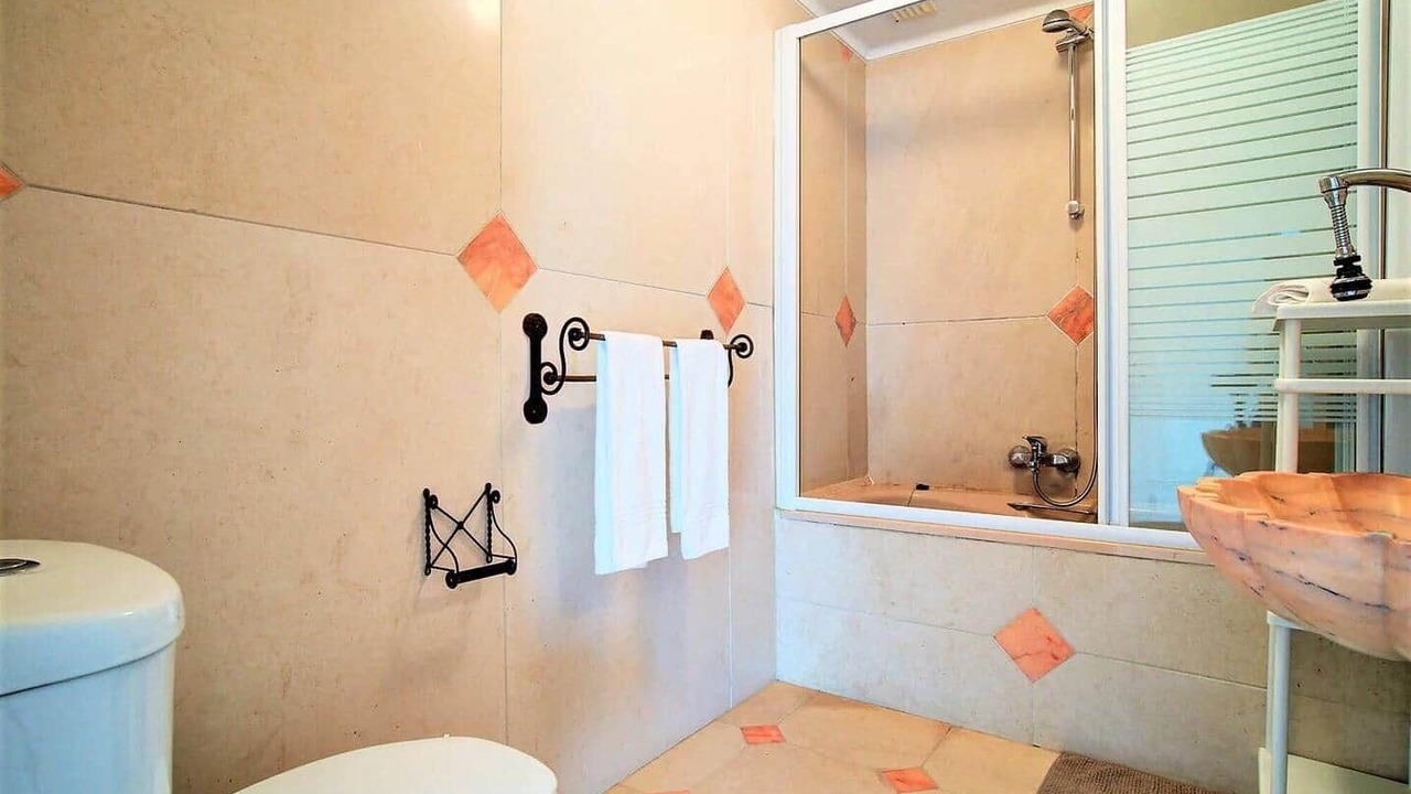 Photo of Bathroom in Penedo