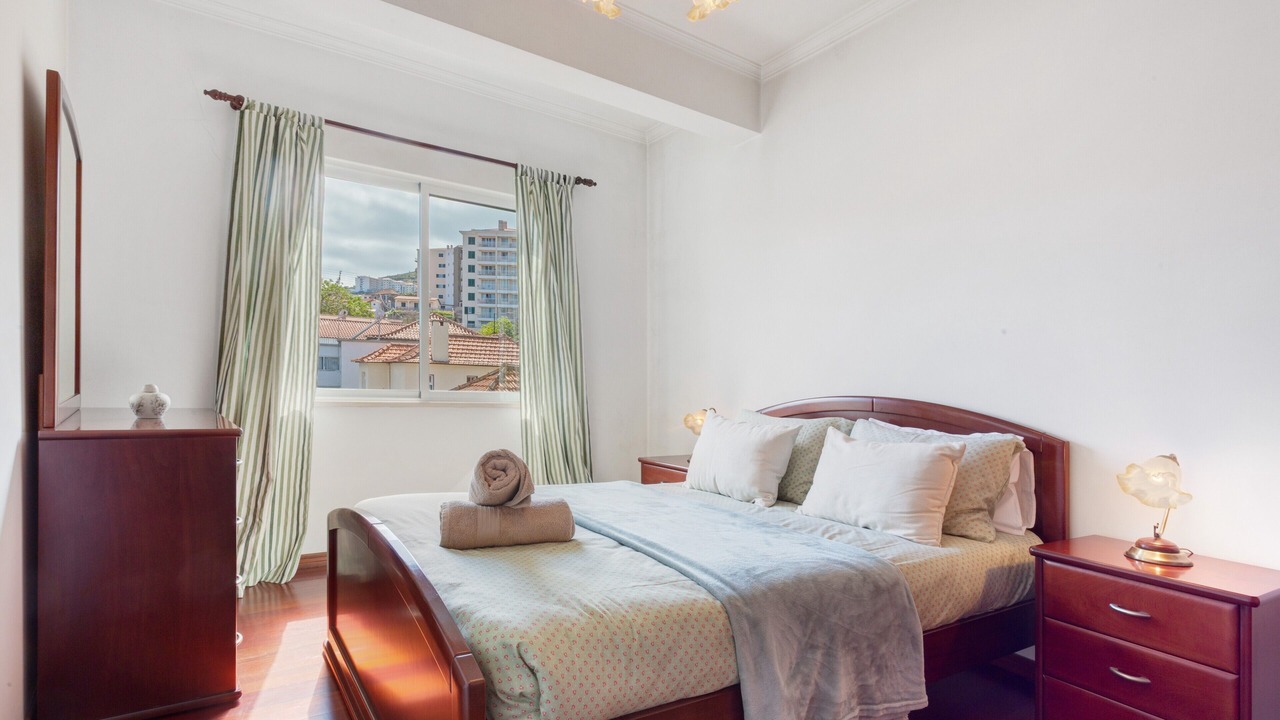 Photo of Bedroom in Canico