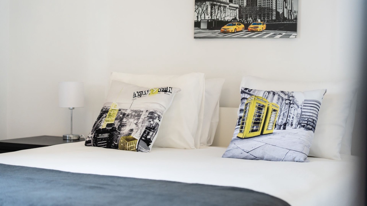 Photo of Bedroom in Faro
