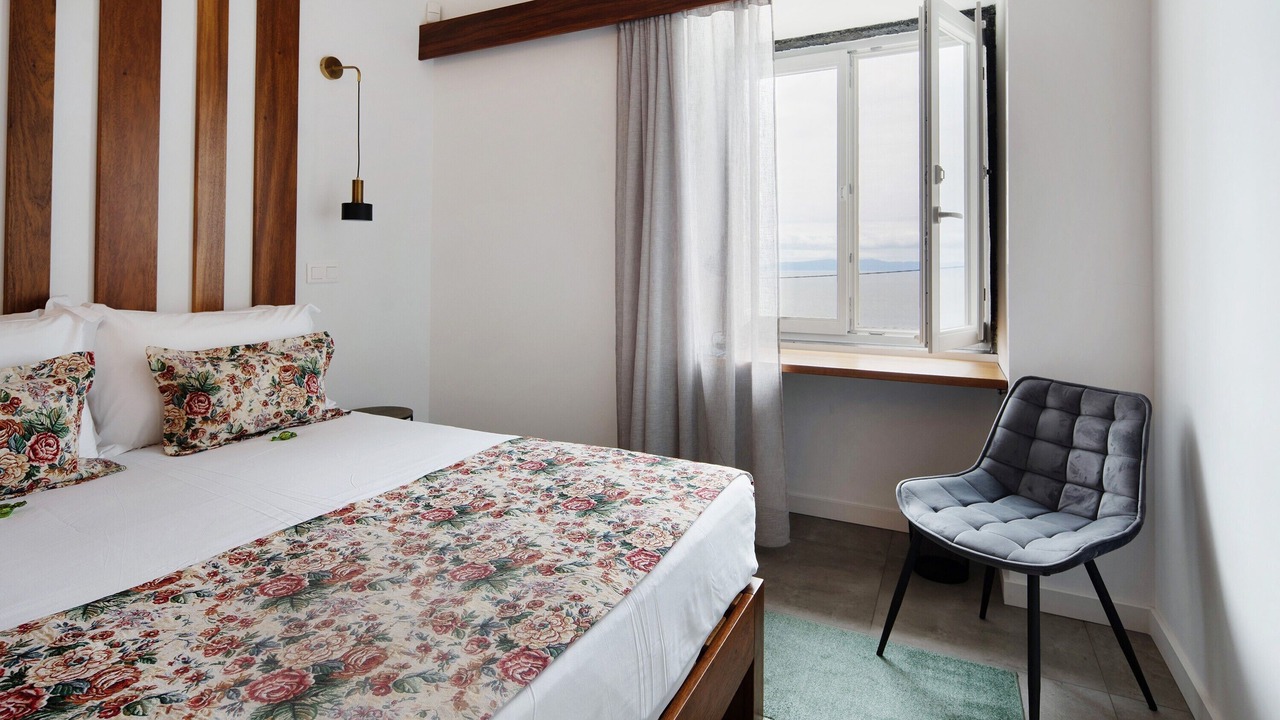 Photo of Bedroom in Angra do Heroismo