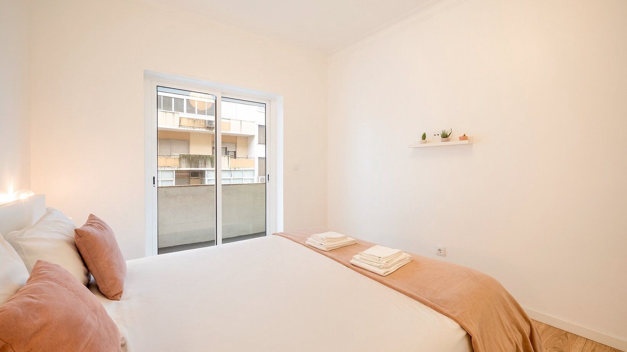 Photo of Bedroom in Cacilhas