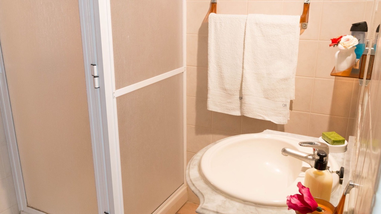 Photo of Bathroom in Amendoeira