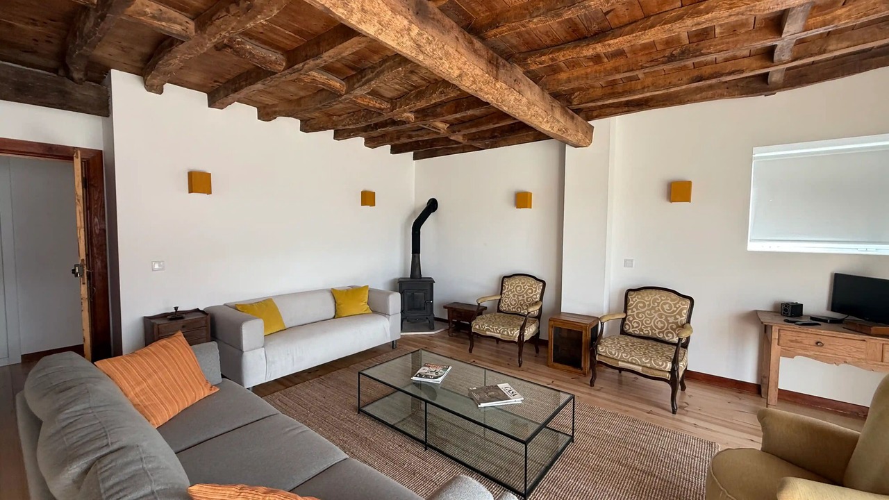 Photo of Livingroom in Ourem