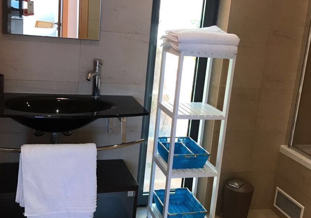 Photo of Bathroom in Sesimbra