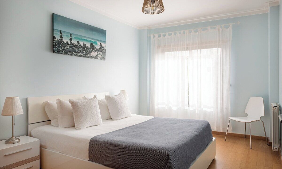 Photo of Bedroom in Estoril
