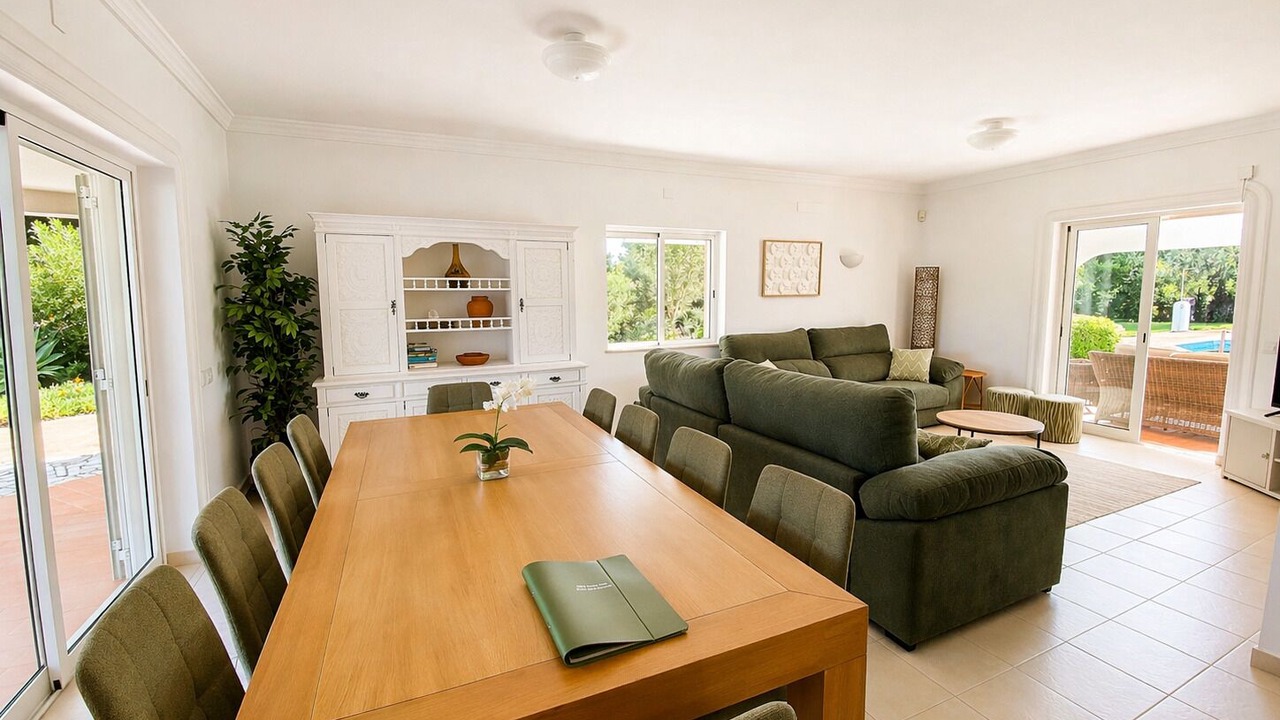 Photo of Bedroom in Porches