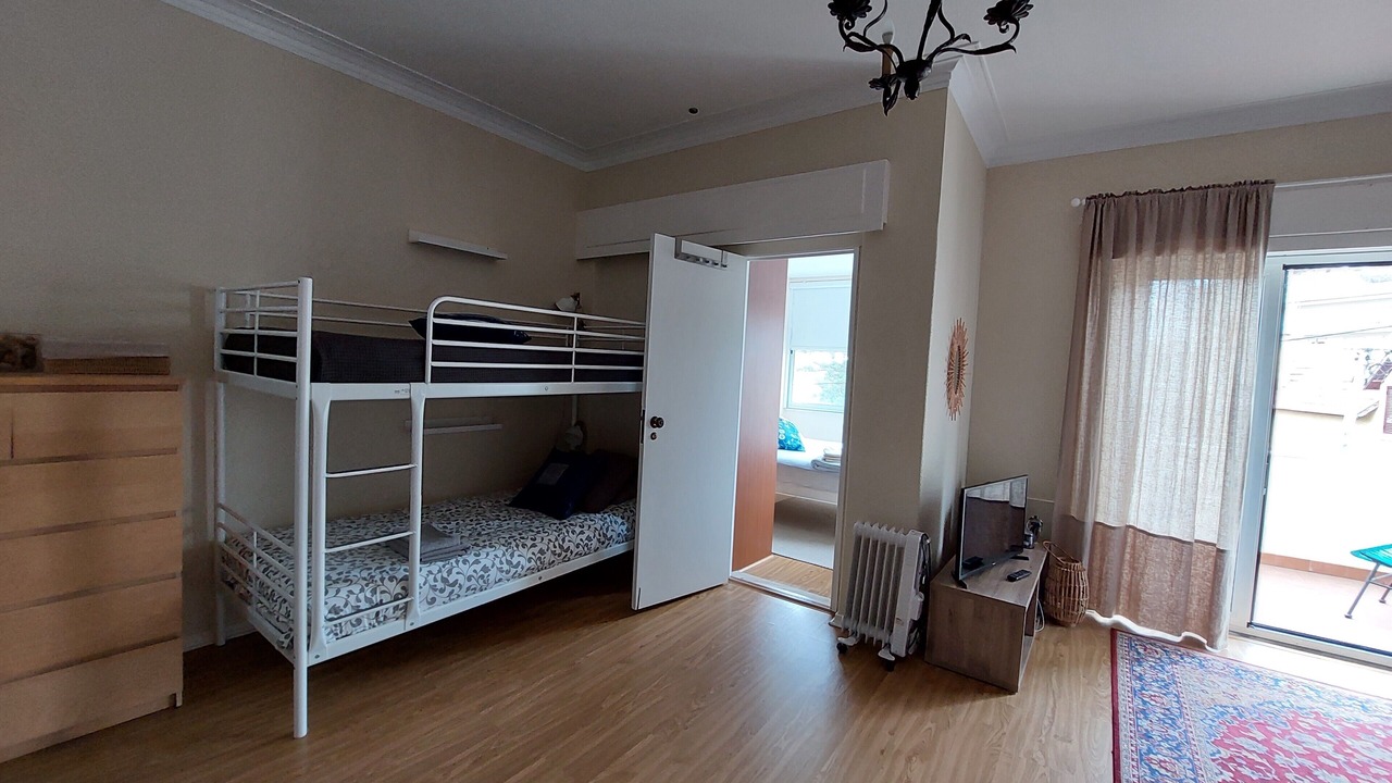 Photo of Bedroom in Estoril
