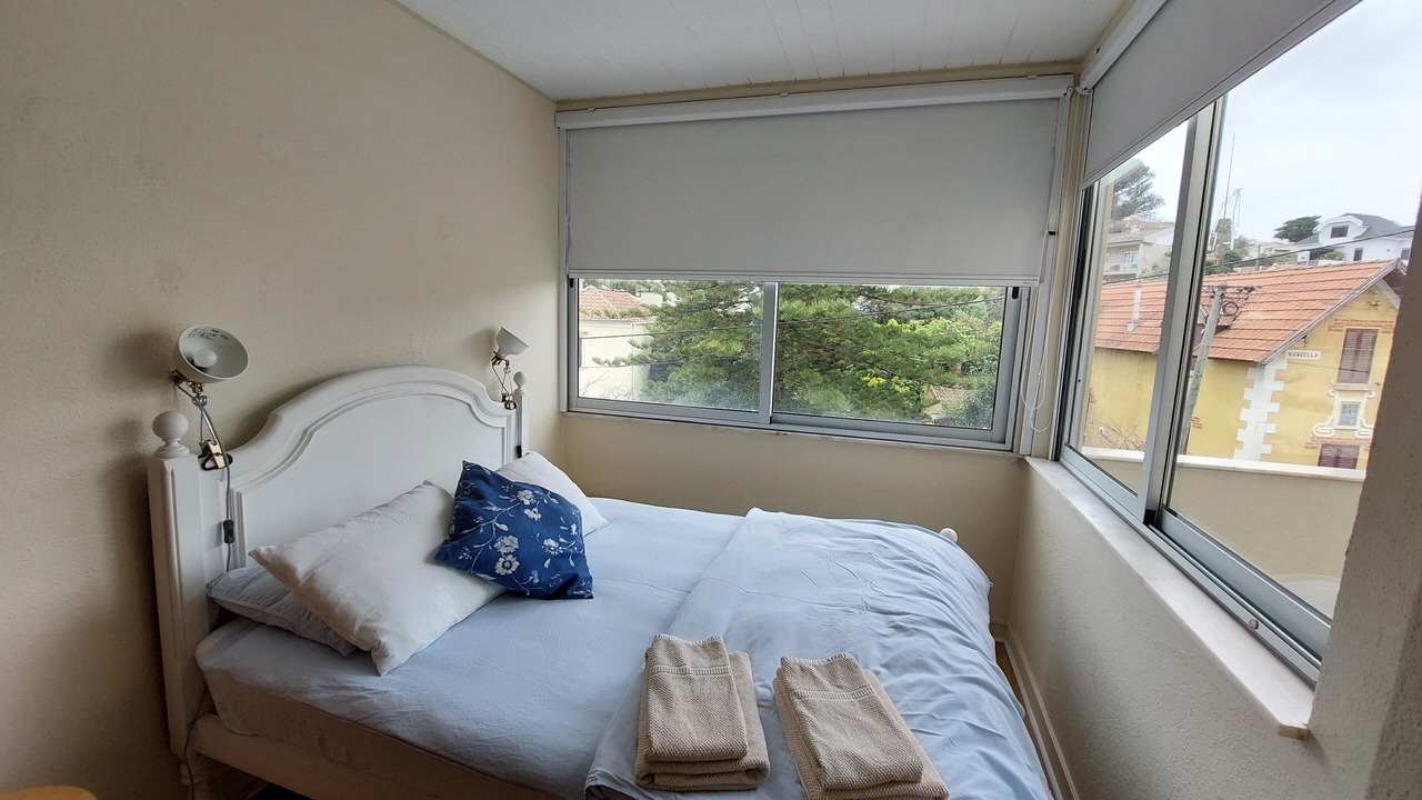 Photo of Bedroom in Estoril