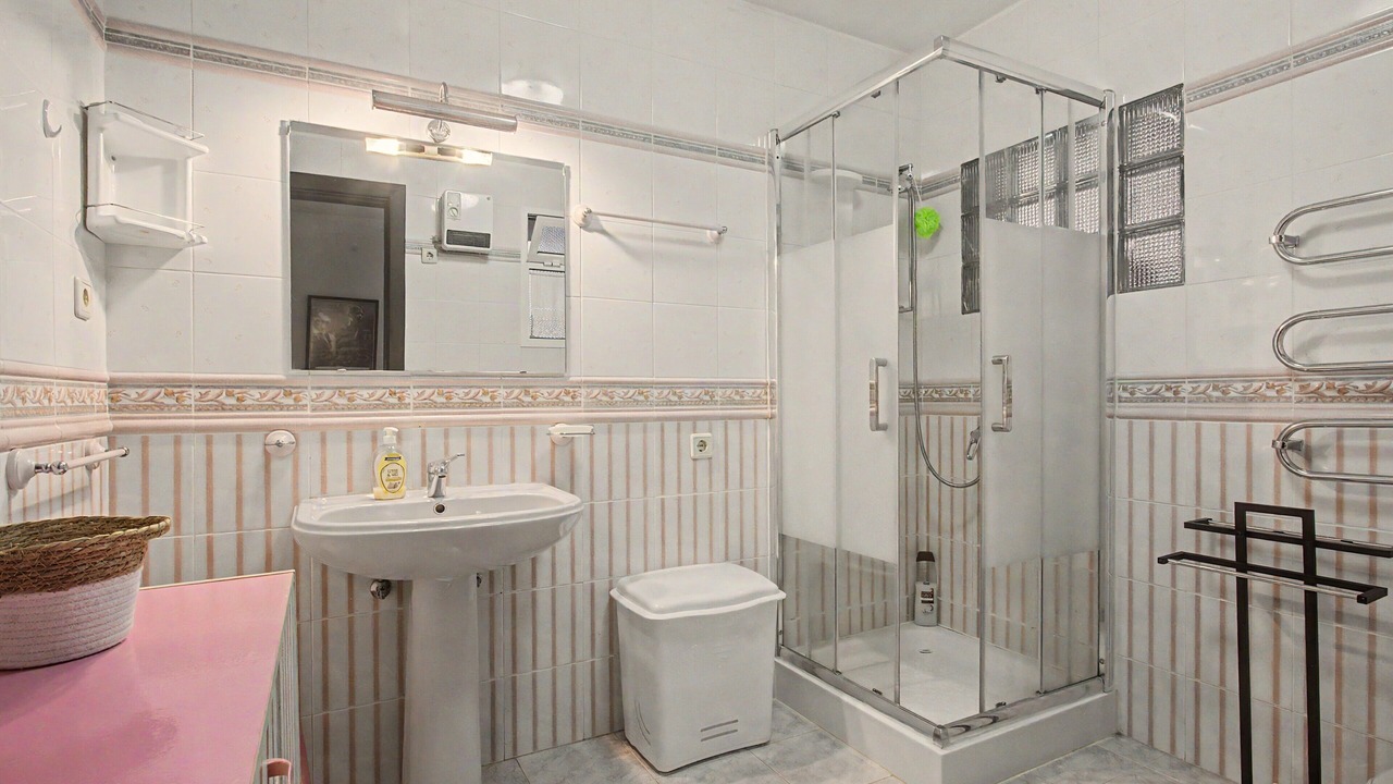 Photo of Bathroom in Cedrim