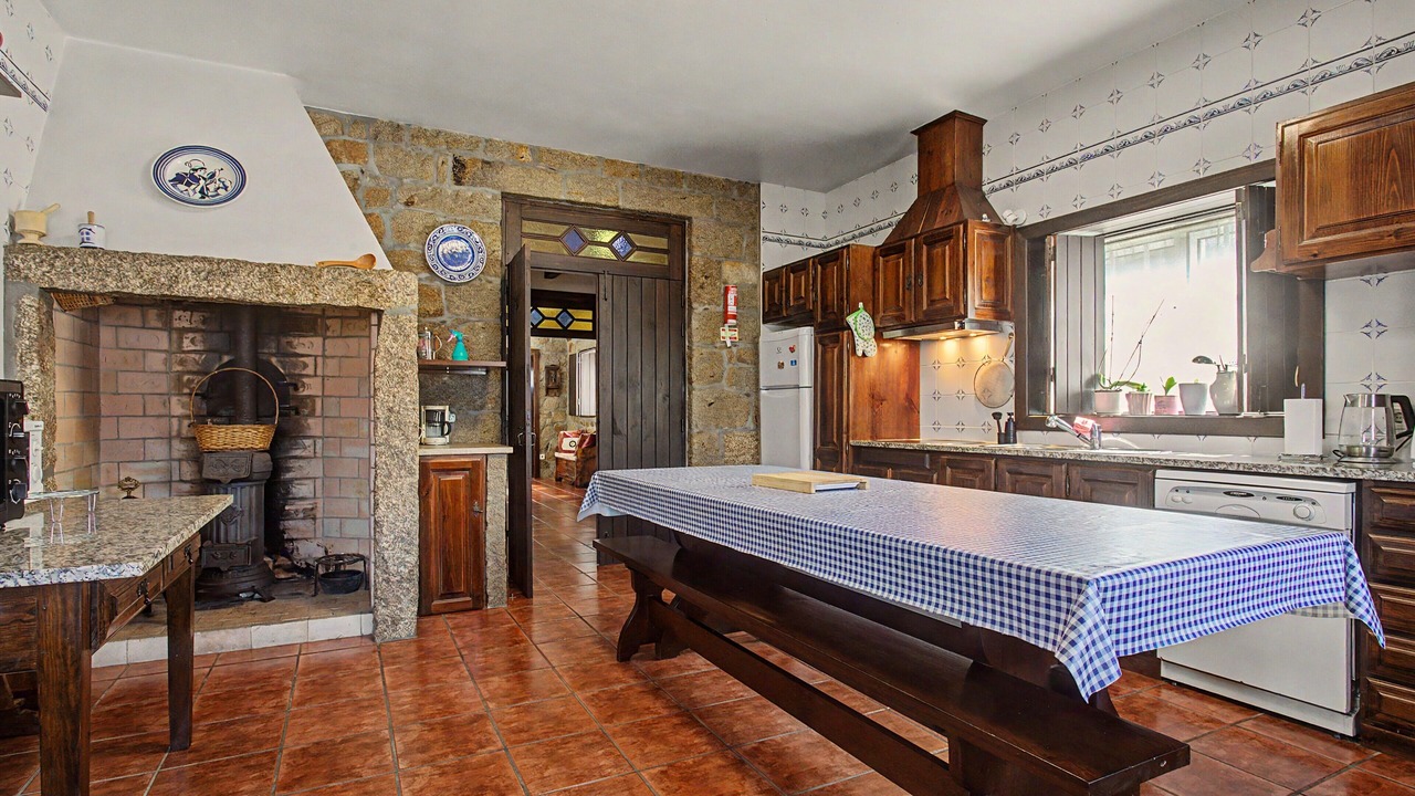 Photo of Kitchen in Cedrim