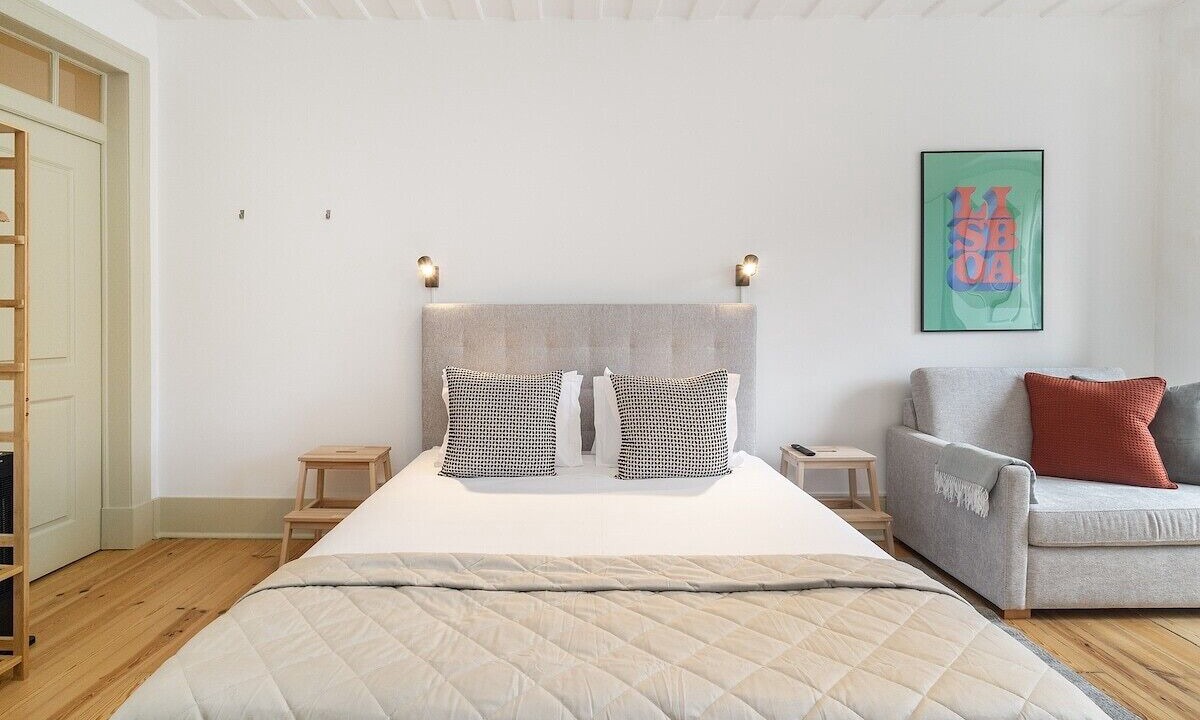 Photo of Bedroom in Baixa