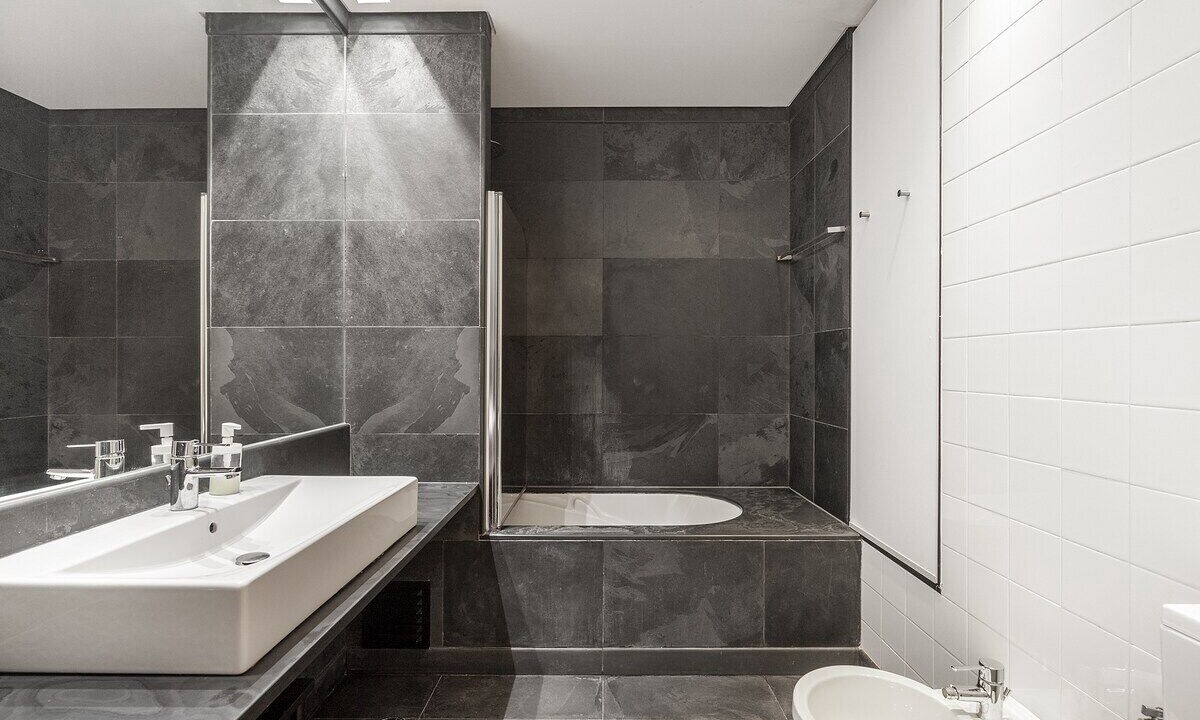 Photo of Bathroom in Santos