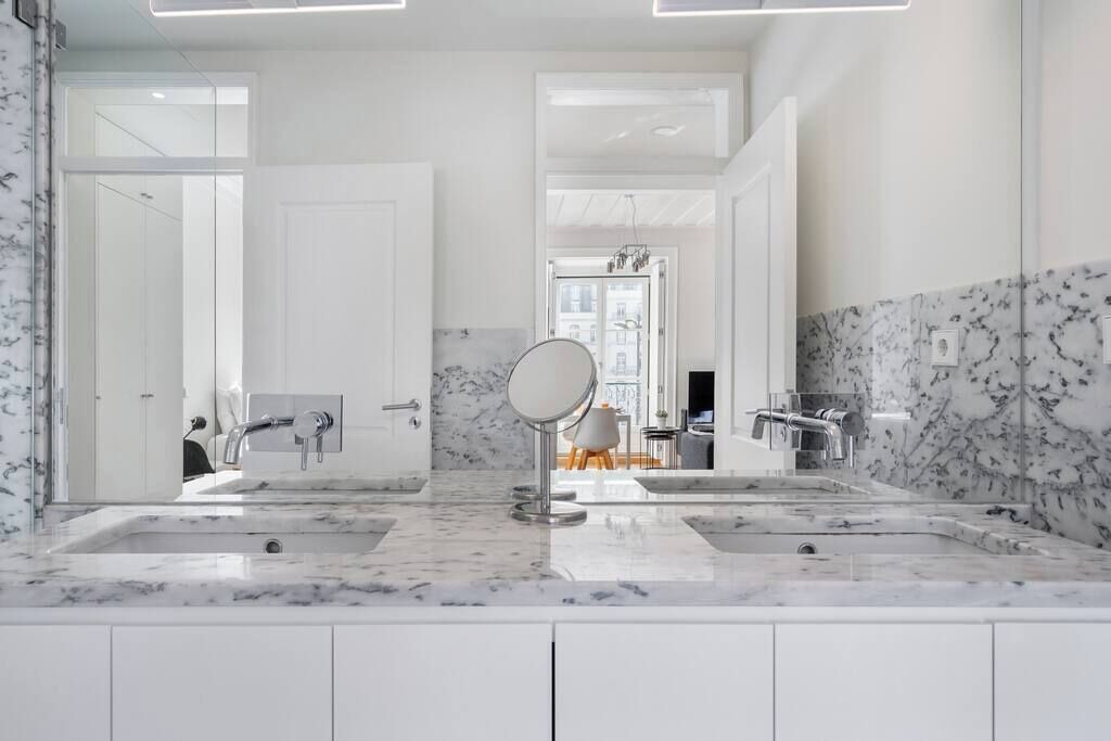 Photo of Bathroom in Baixa