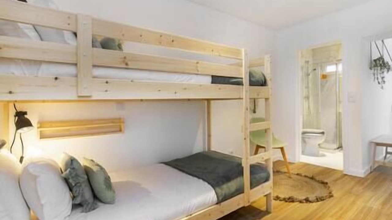 Photo of Bedroom in Estoril