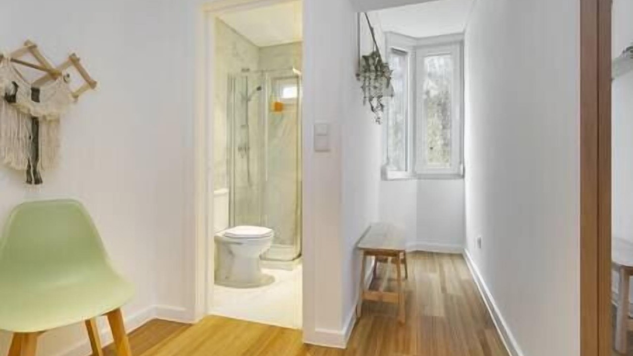 Photo of Bathroom in Estoril