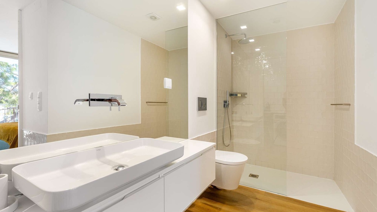 Photo of Bathroom in Trafaria