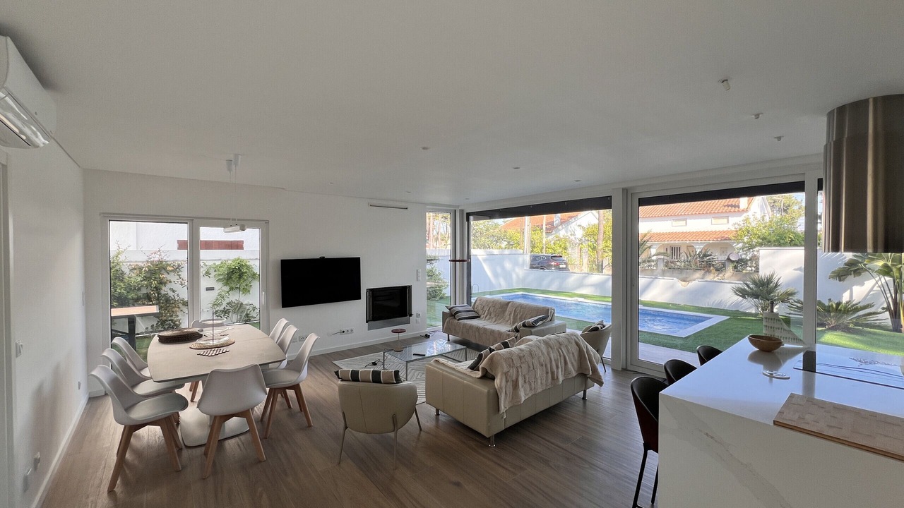 Photo of Livingroom in Charneca de Caparica e Sobreda