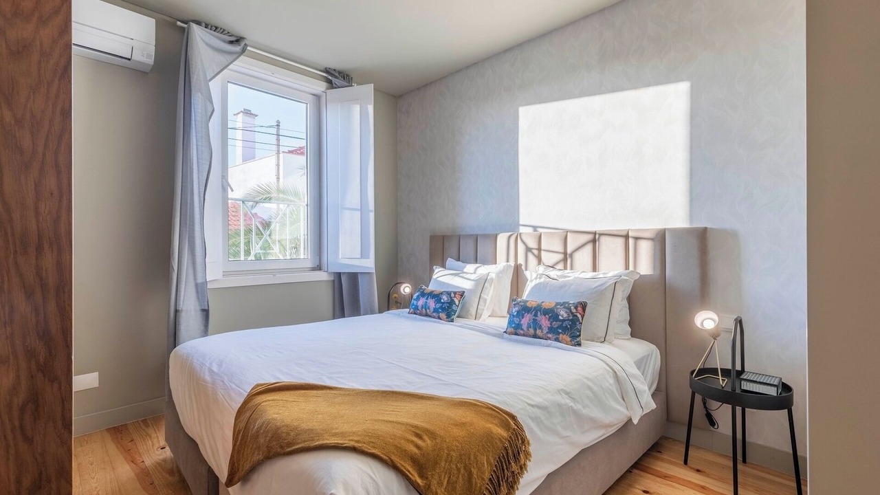 Photo of Bedroom in Lisbon Old Town