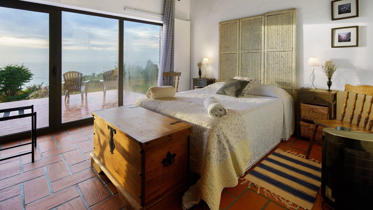 Photo of Bedroom in Angra do Heroismo