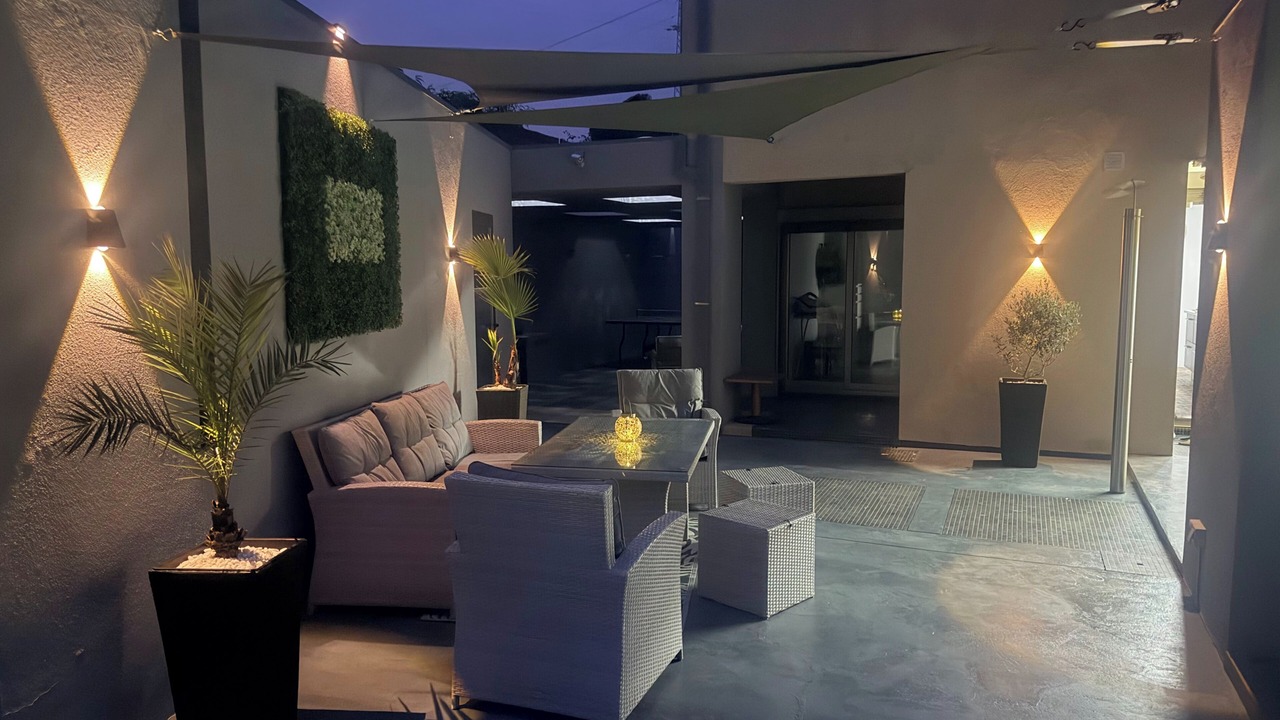 Photo of Patio Balcony in Escapaes