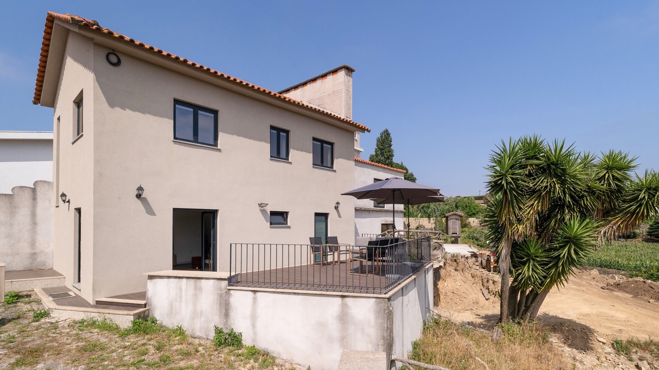 Photo of Outdoor in Gemeses