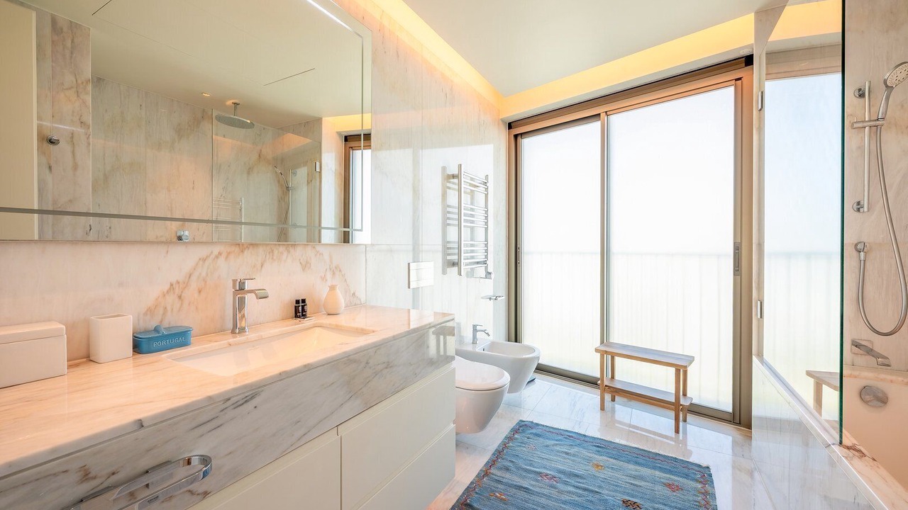 Photo of Bathroom in Cascais