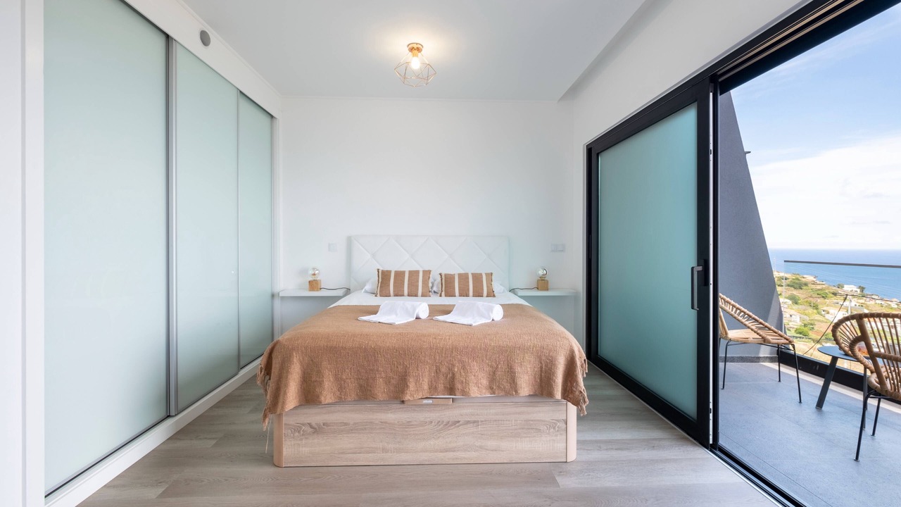 Photo of Bedroom in Canico