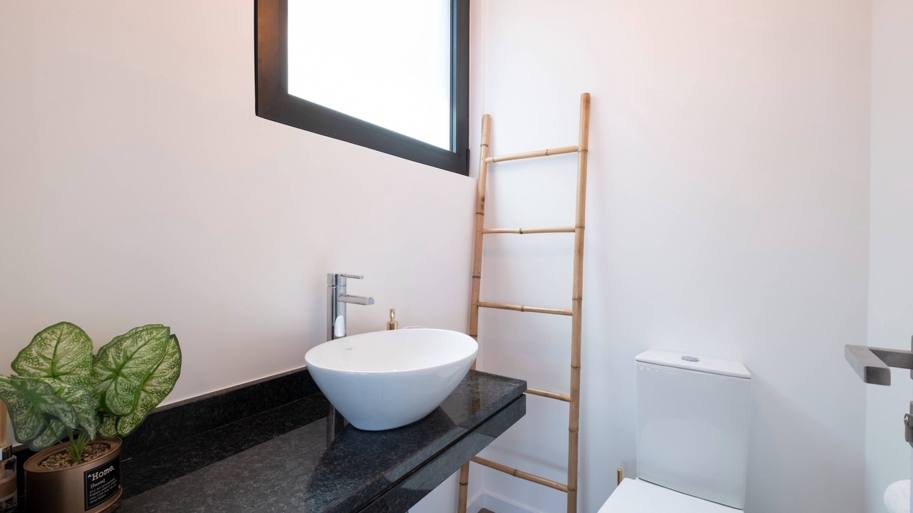 Photo of Bathroom in Canico