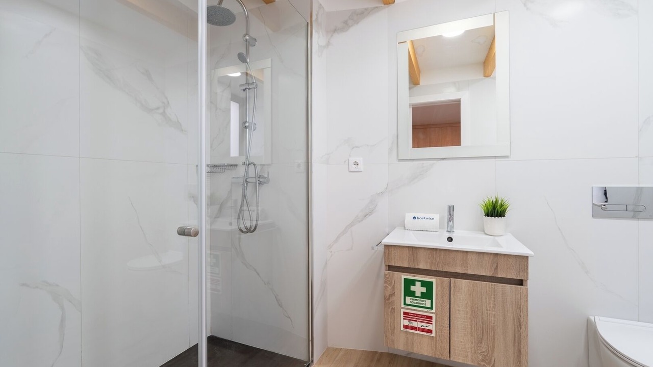 Photo of Bathroom in Sao Mamede de Infesta