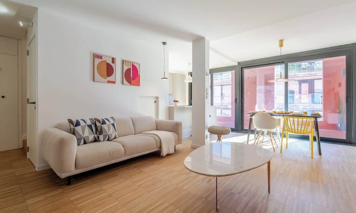 Photo of Livingroom in Lordelo do Ouro e Massarelos