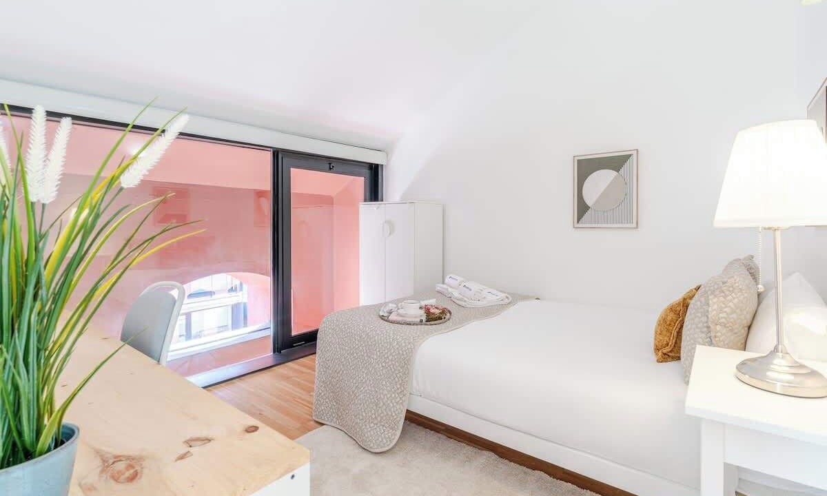 Photo of Bedroom in Lordelo do Ouro e Massarelos