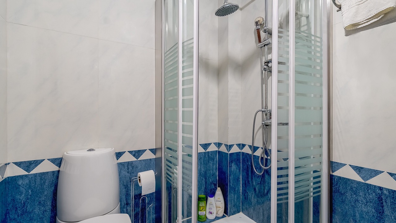 Photo of Bathroom in Carcavelos