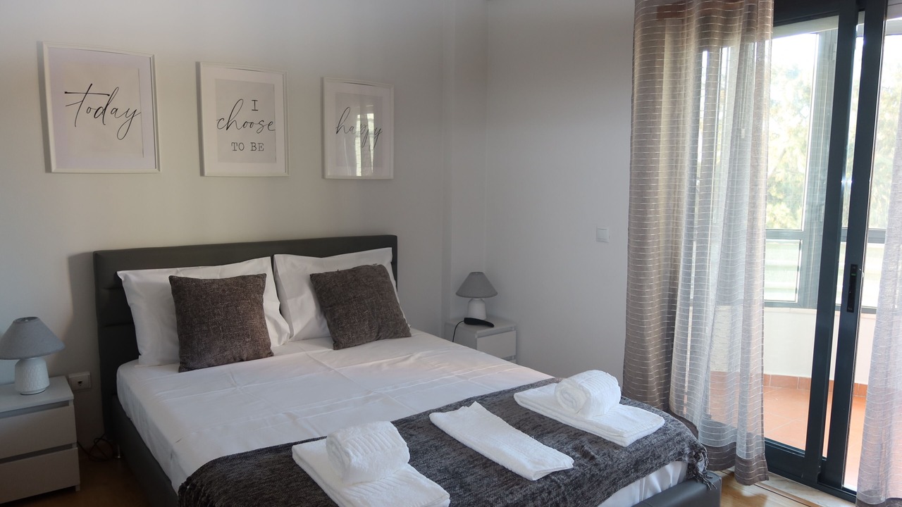 Photo of Bedroom in Faro