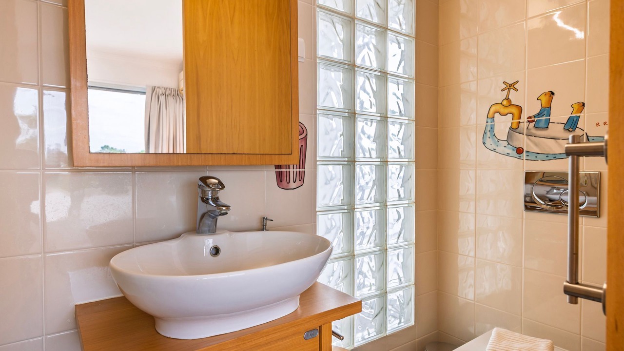 Photo of Bathroom in Carvalhal