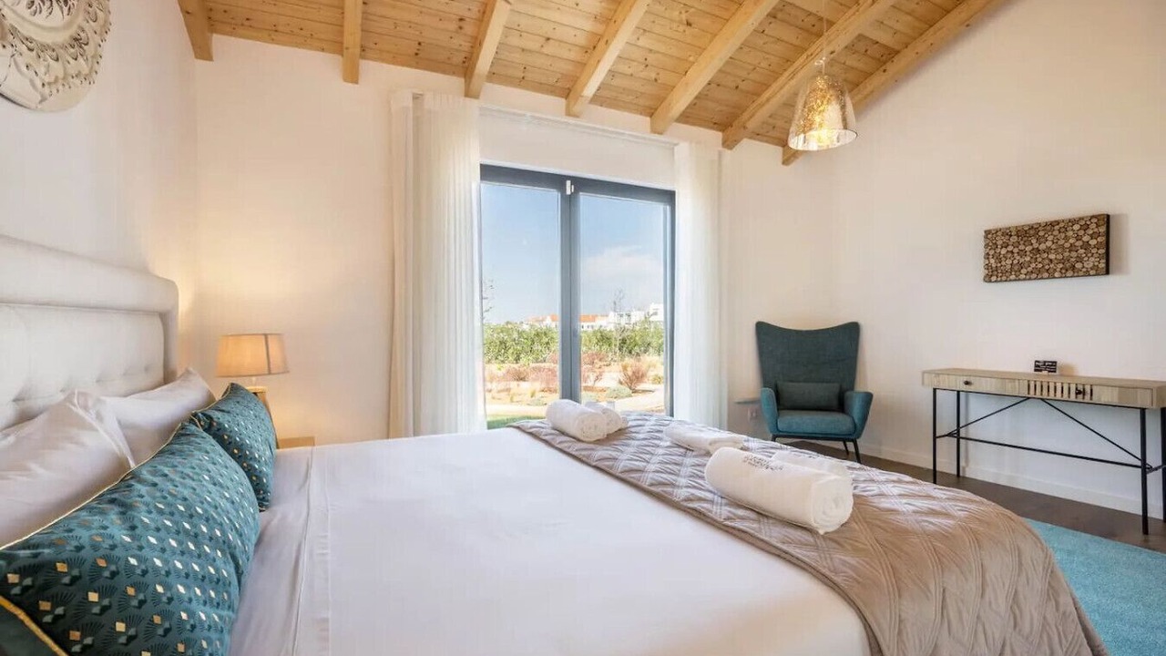 Photo of Bedroom in Rogil