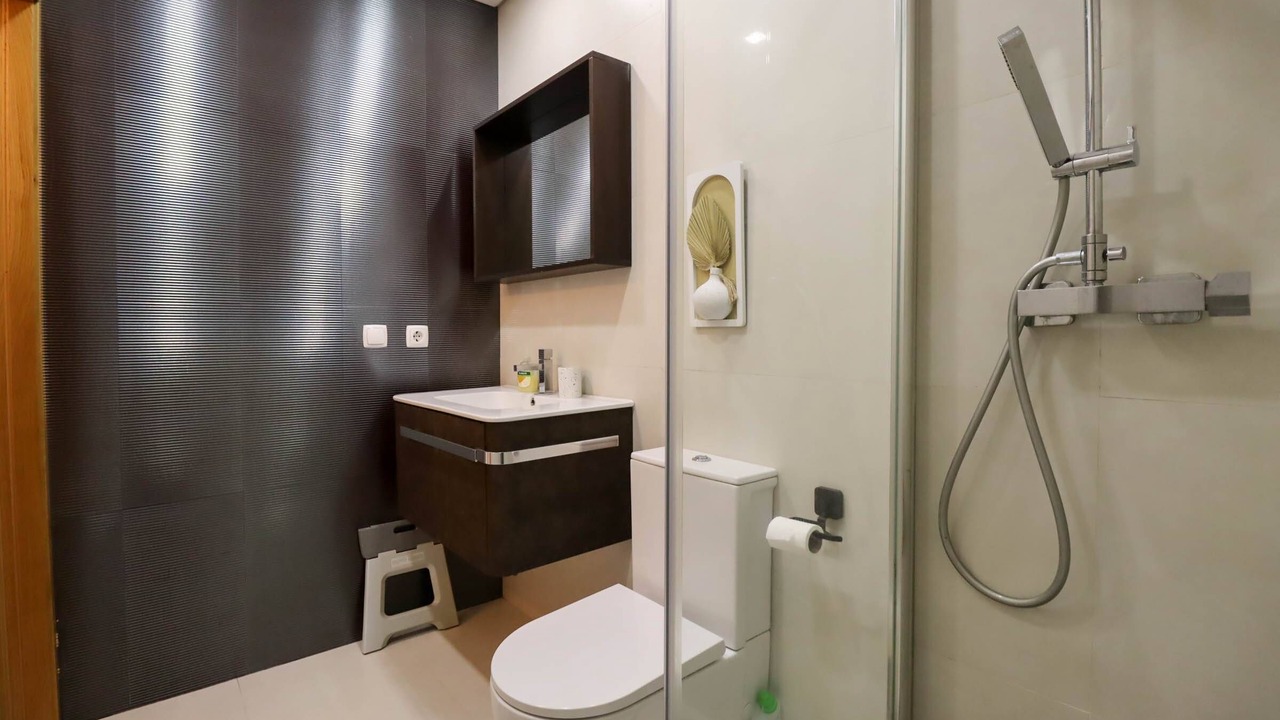 Photo of Bathroom in Darque