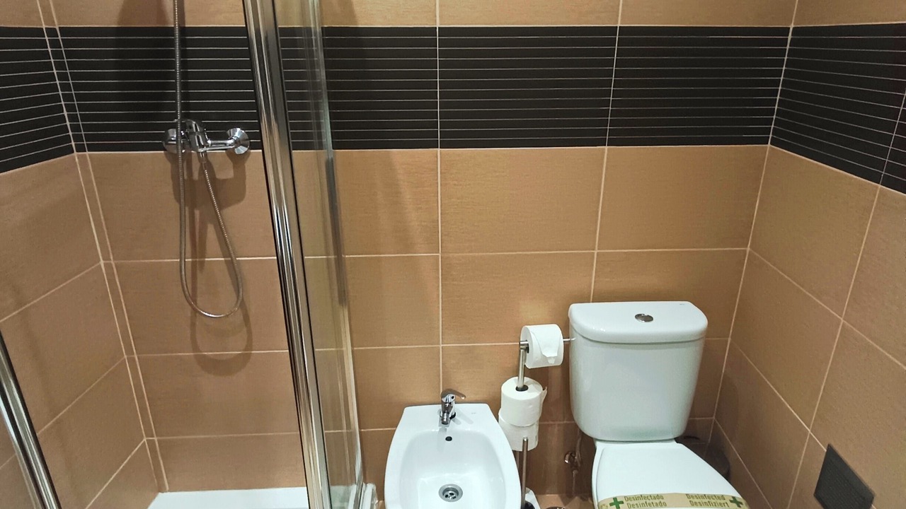 Photo of Bathroom in Cacilhas