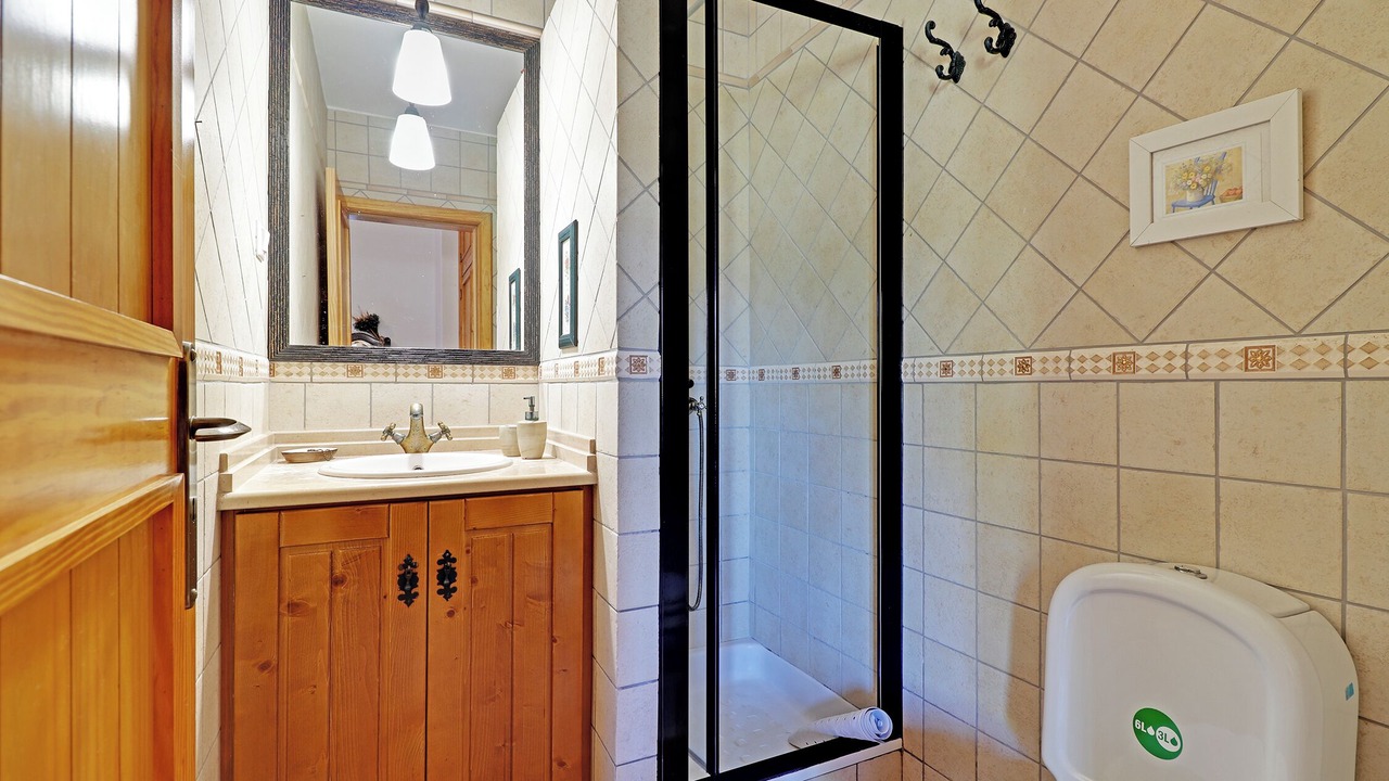 Photo of Bathroom in Aljezur