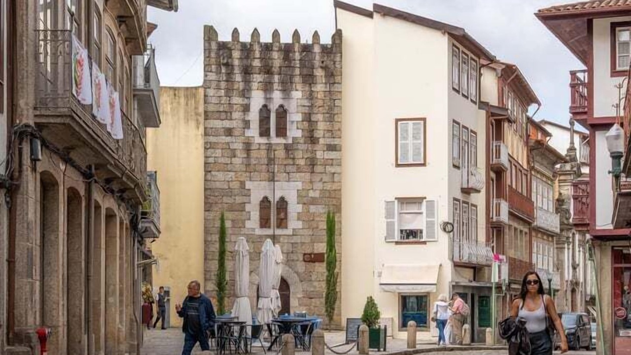 Photo of Others in Guimaraes