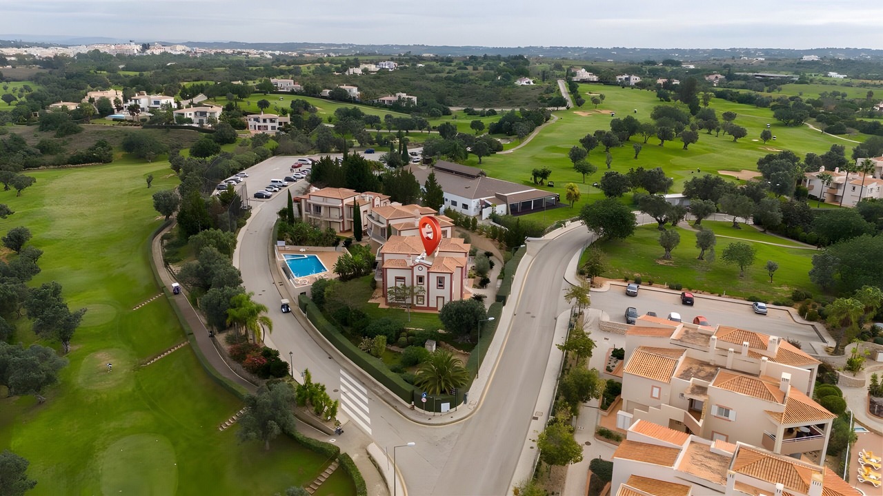 Photo of Outdoor in Estombar