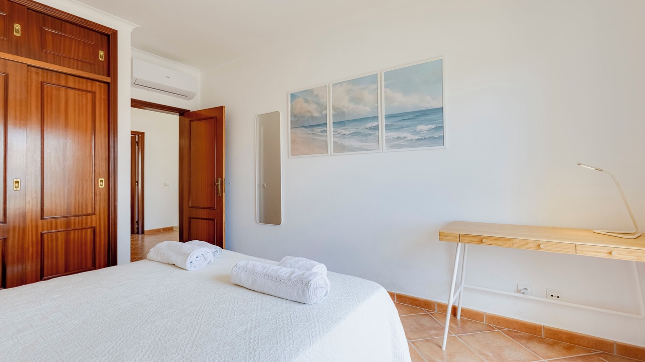 Photo of Bedroom in Porto de Mos