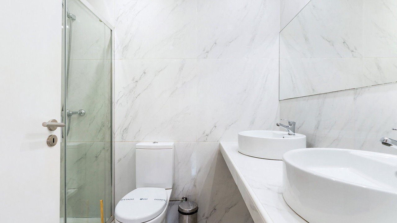 Photo of Bathroom in Paranhos