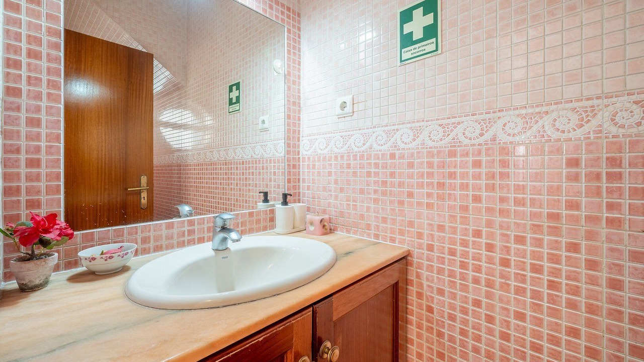 Photo of Bathroom in Aiana de Cima