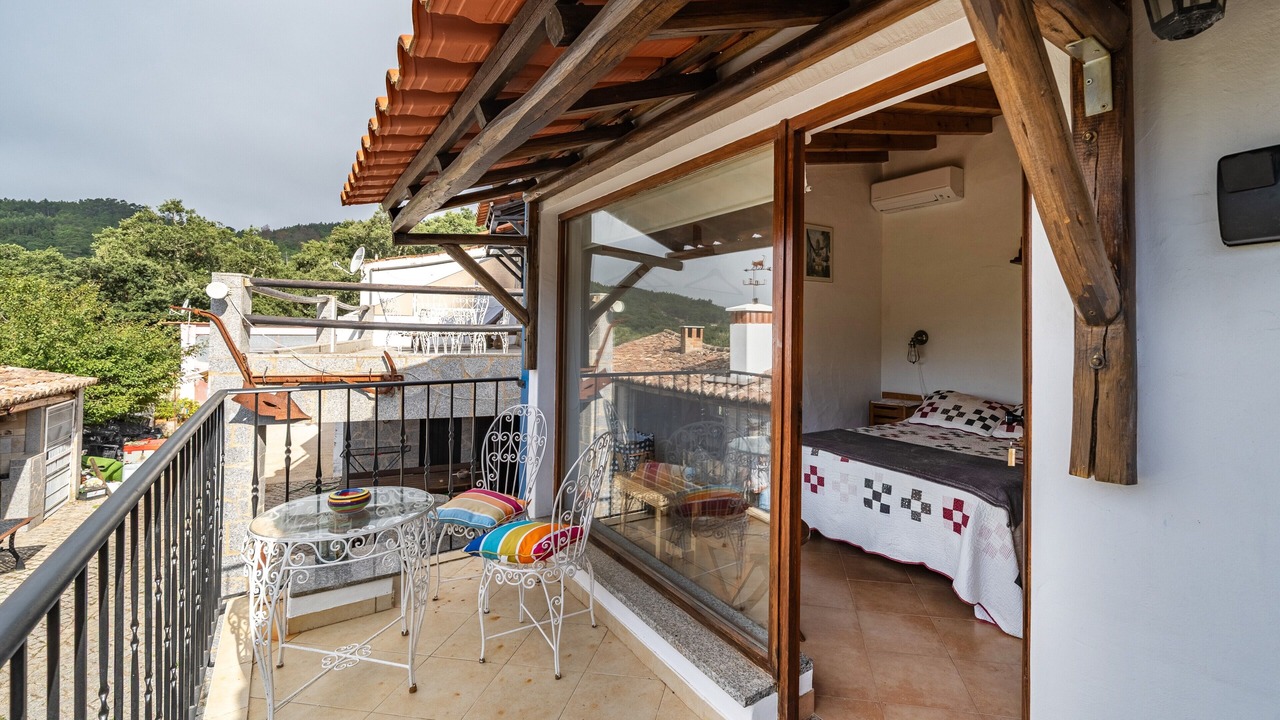 Photo of Patio Balcony in Marmelete
