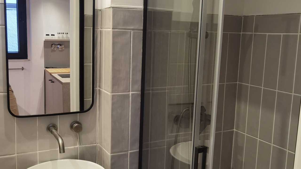 Photo of Bathroom in Oeiras